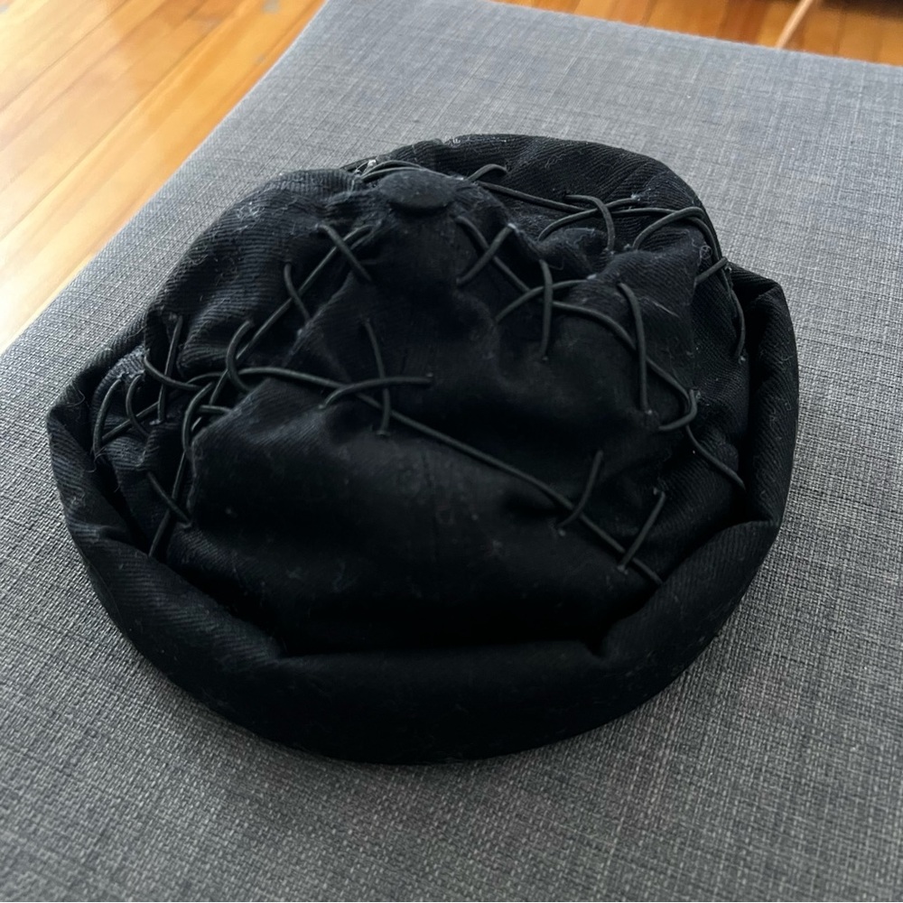 BÉTON CIRÉ Black Fisherman Cap Elastic Unisex Docker French‎ Quality